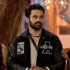 अभिषेक बजाज बिग बॉस 19: जीवनी, संघर्ष, Net Worth, और 'स्टूडेंट ऑफ द ईयर 2' से विवादित सफर का खुलासा