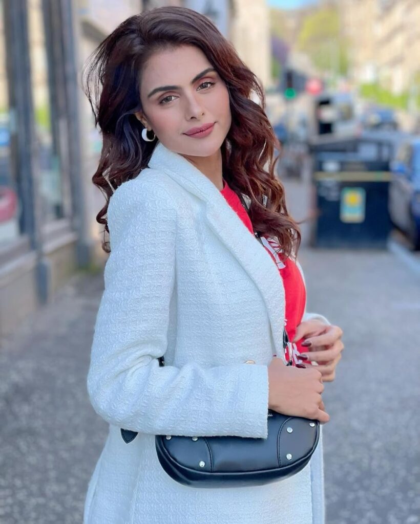 प्रियंका चाहर चौधरी का क्लोज-अप फोटो, भारतीय टीवी एक्ट्रेस